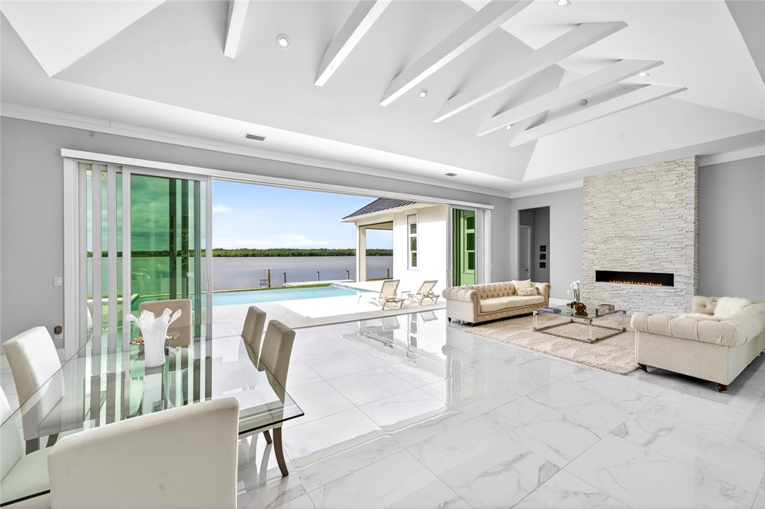 4756 Pebble Bay Circle