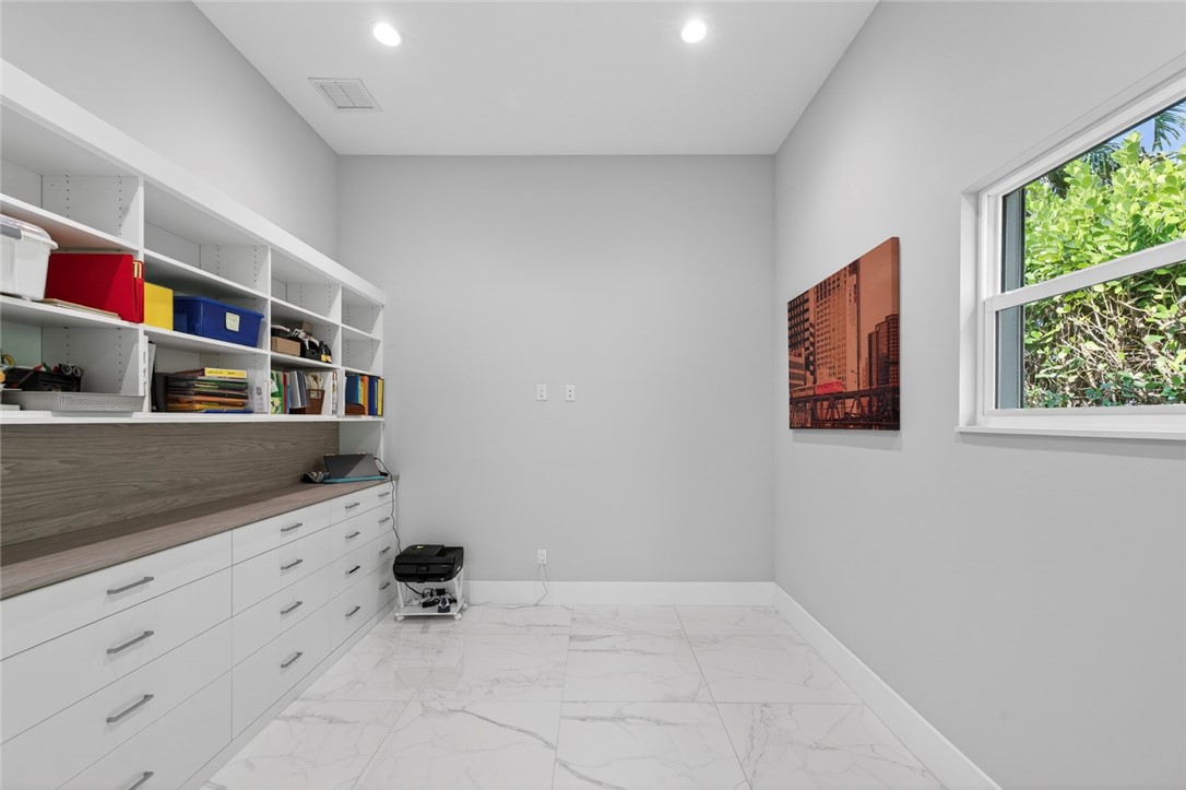 4756 Pebble Bay Circle