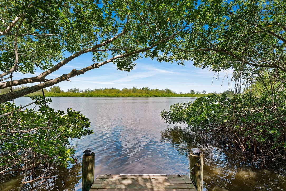 1100 Baywood Drive