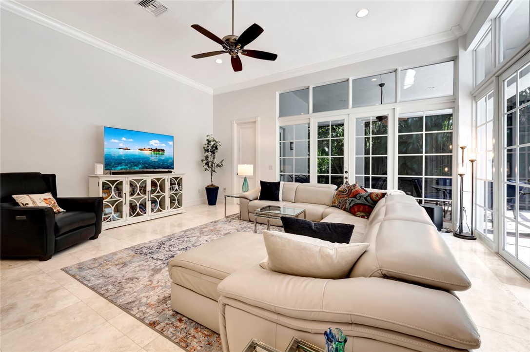 1100 Baywood Drive