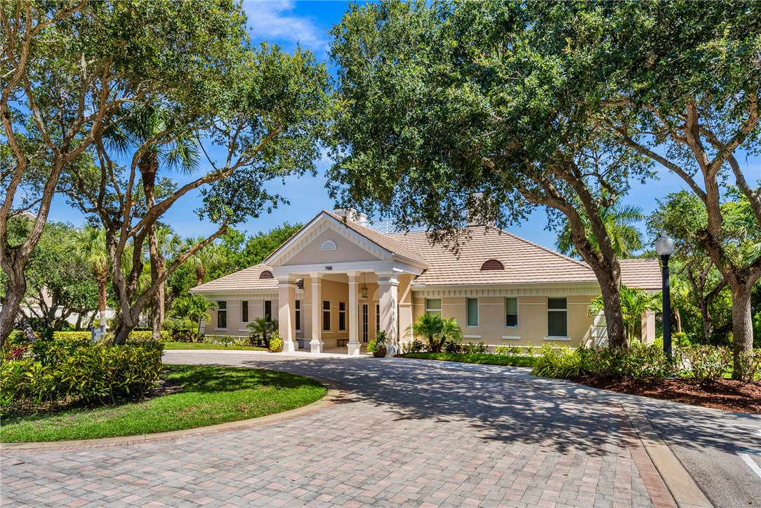 1100 Baywood Drive