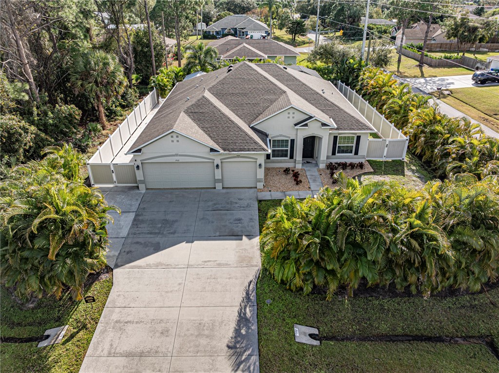702 Carnation Drive