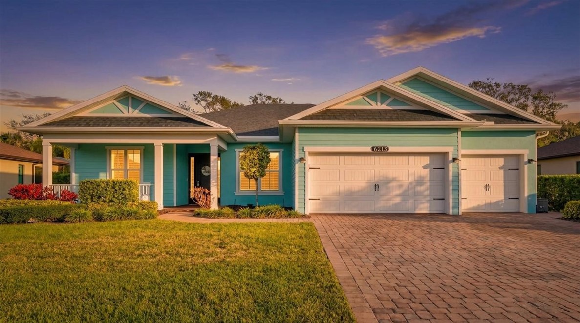 6213 Arcadia Square