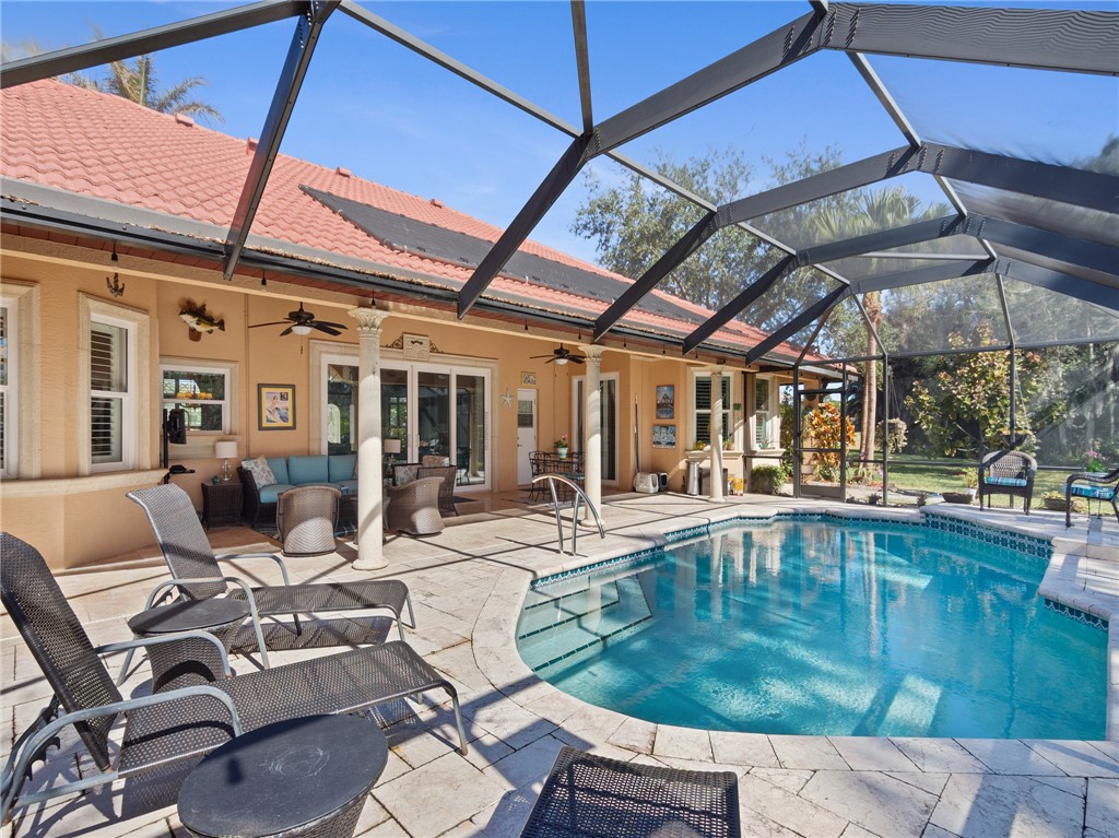469 SW Sanctuary Place