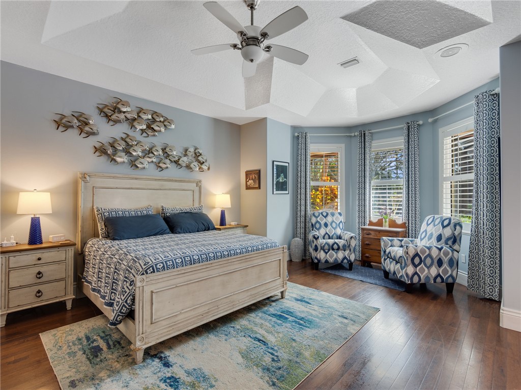 469 SW Sanctuary Place