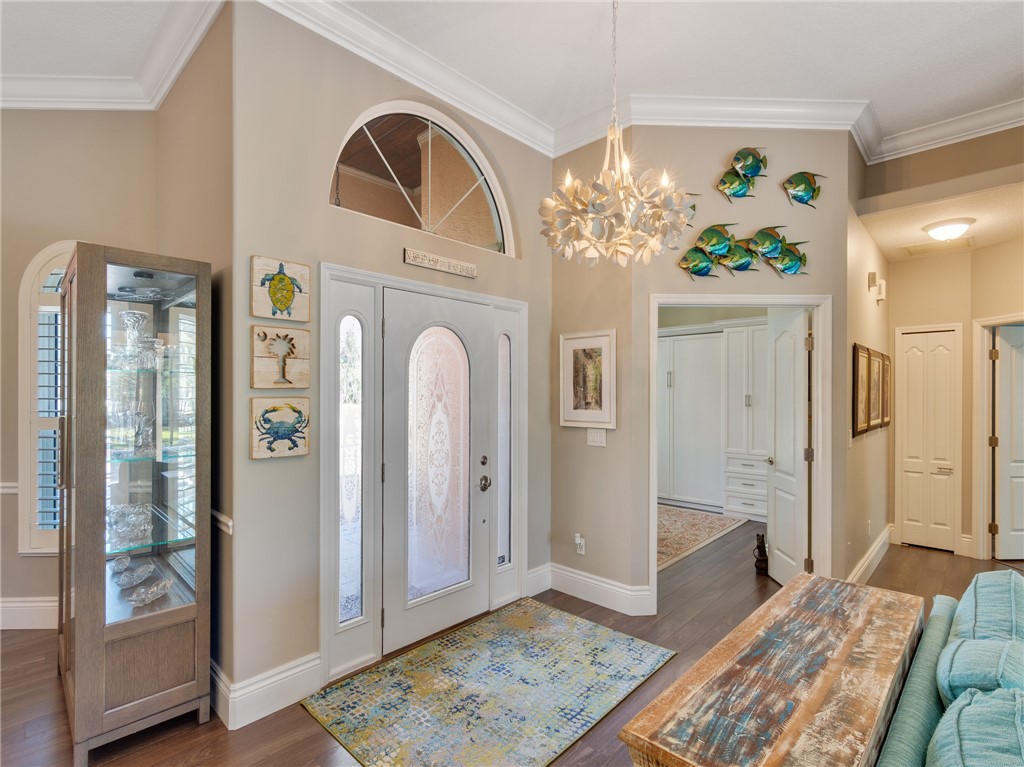 469 SW Sanctuary Place