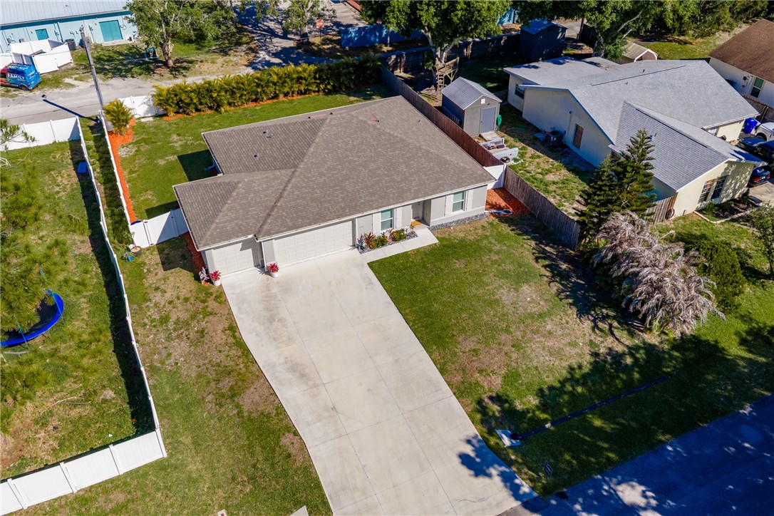 938 Clearmont Street
