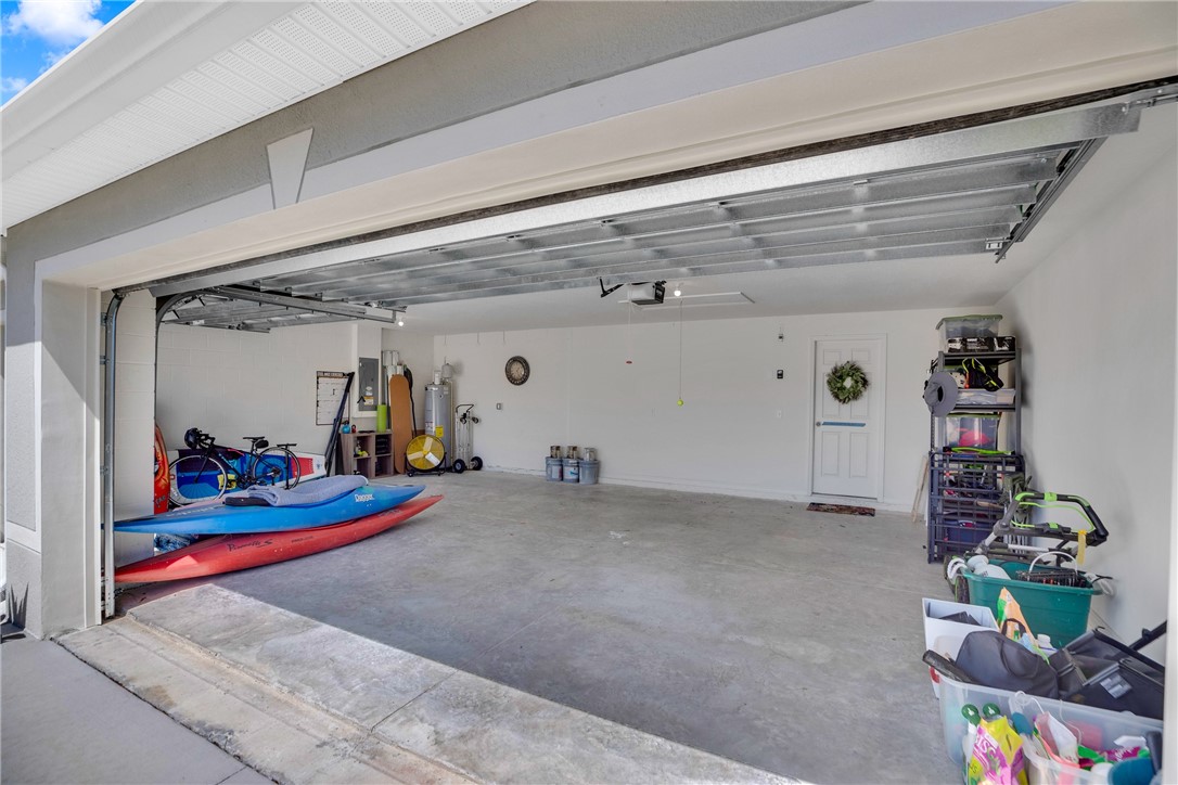 938 Clearmont Street