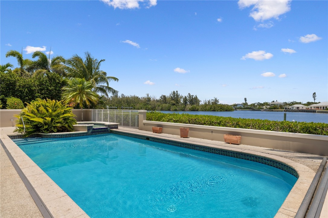 23 Cache Cay Drive