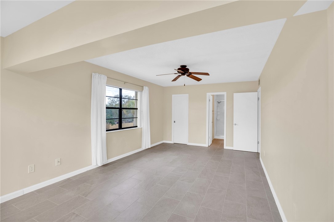 2050 Oleander Boulevard 301