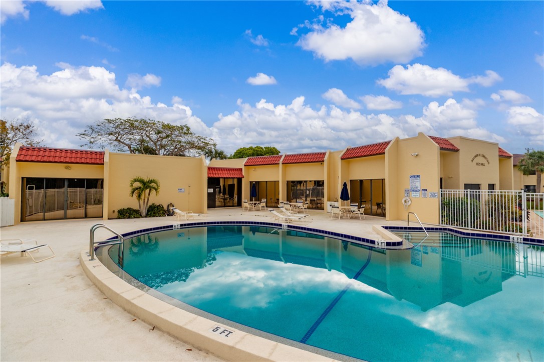 2050 Oleander Boulevard 301
