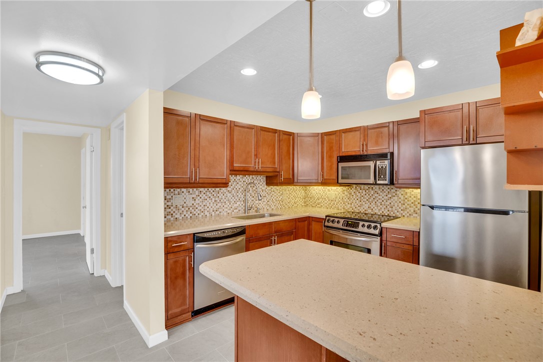 2050 Oleander Boulevard 301