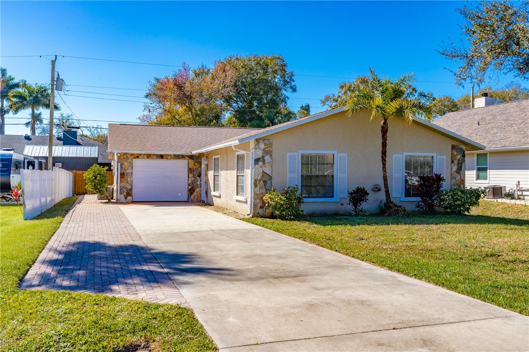 2845 1st Lane