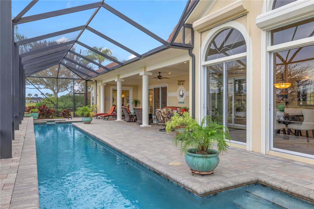 1885 Paseo Del Lago Lane