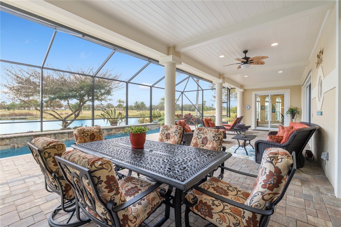 1885 Paseo Del Lago Lane