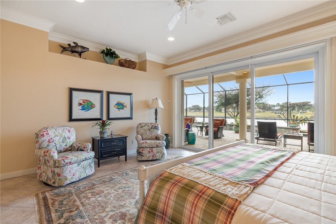 1885 Paseo Del Lago Lane
