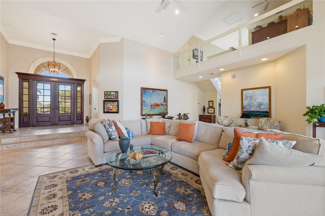 1885 Paseo Del Lago Lane