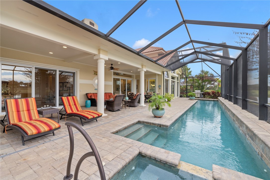1885 Paseo Del Lago Lane