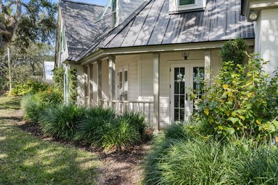 1190 Bounty Boulevard