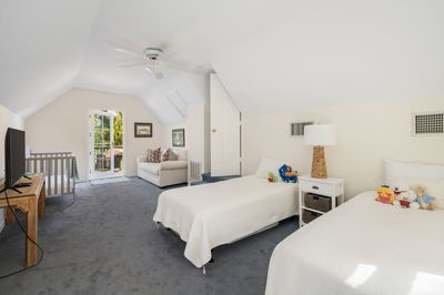 1190 Bounty Boulevard