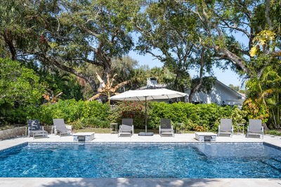 1190 Bounty Boulevard