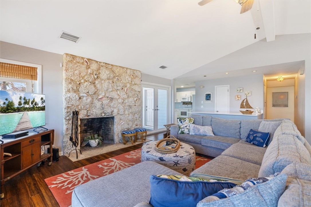 9536 Doubloon Drive