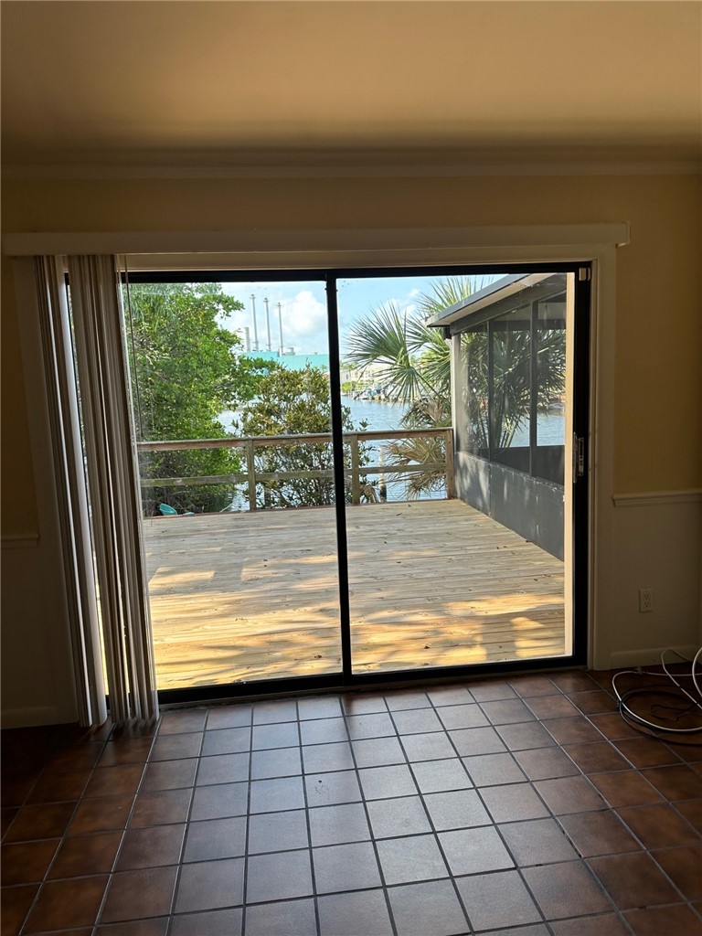 15 Tarpon Drive