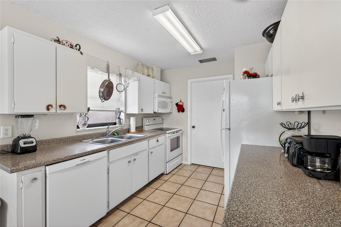 15 Tarpon Drive