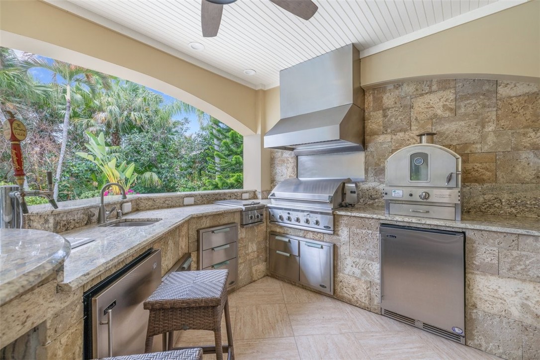 681 N Tomahawk Trail