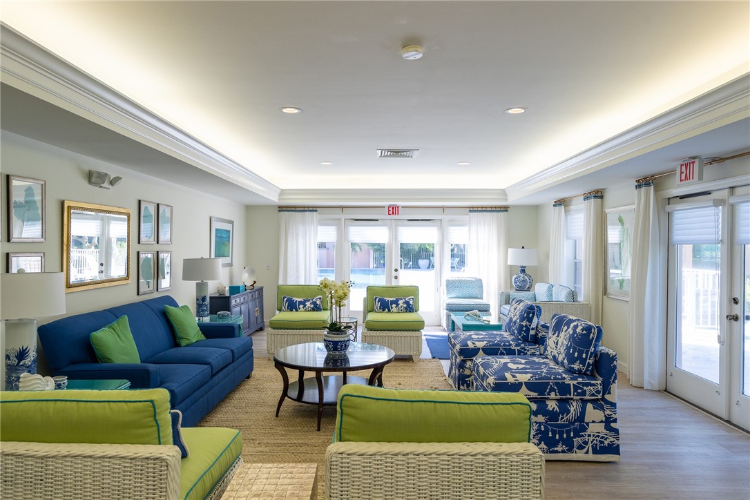 200 Sable Oak Lane 204