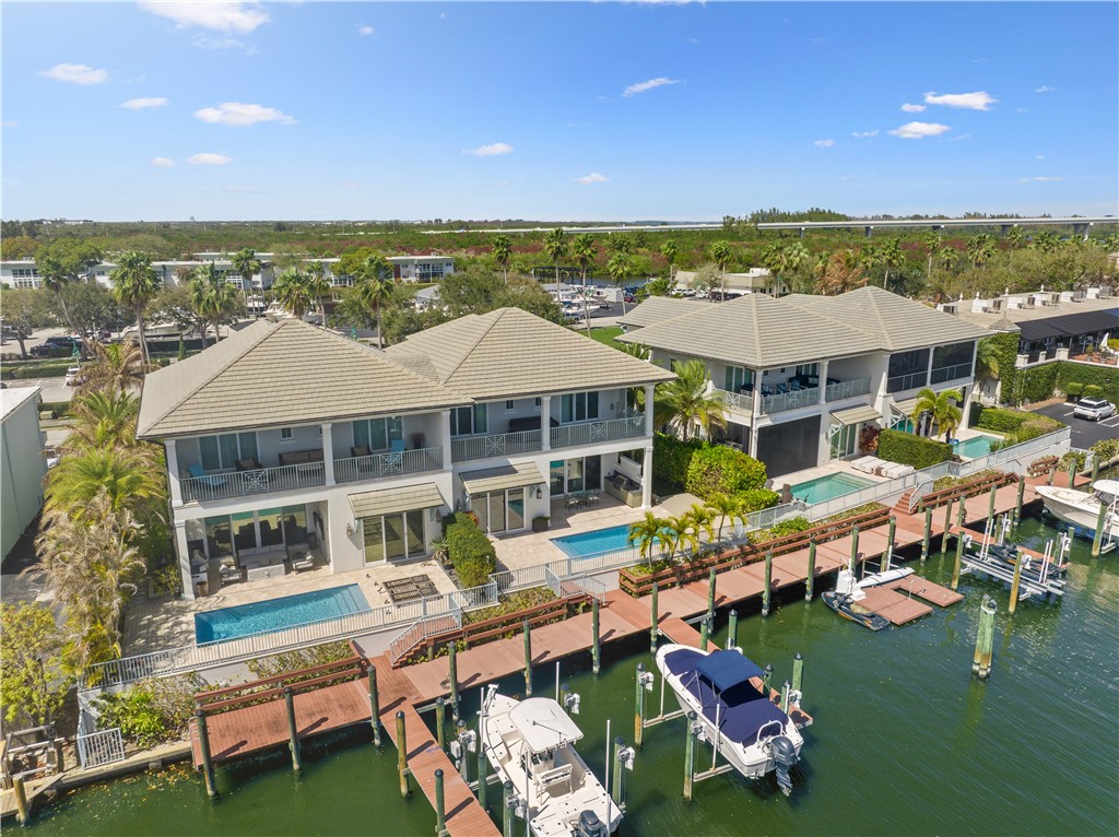 21 Royal Palm Point C