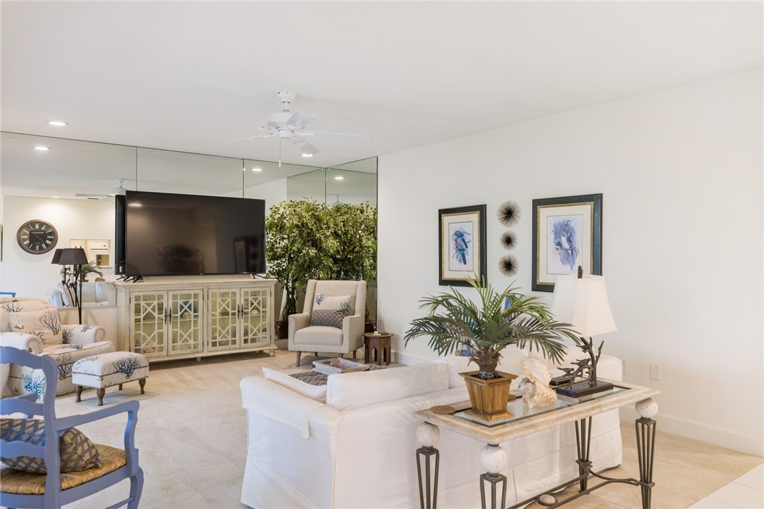 5151 Highway A1A None 506