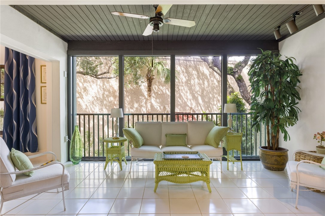 5151 Highway A1A None 506