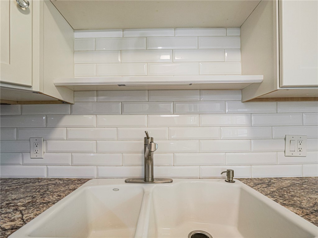 6 Vista Gardens Trail 205