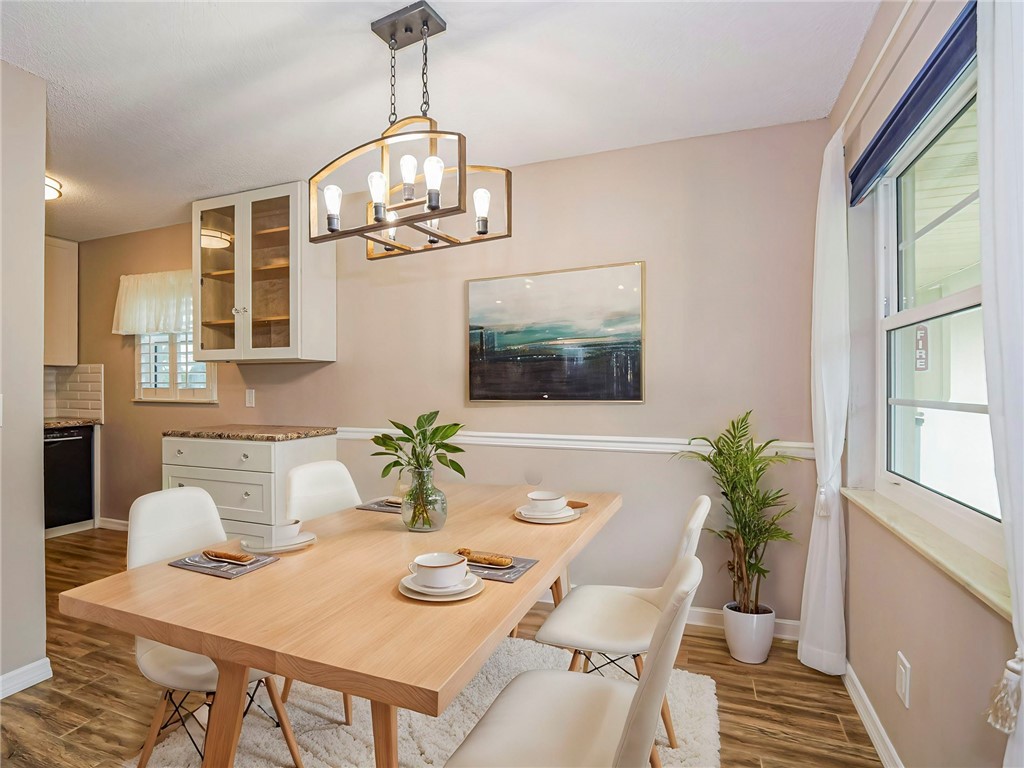 6 Vista Gardens Trail 205