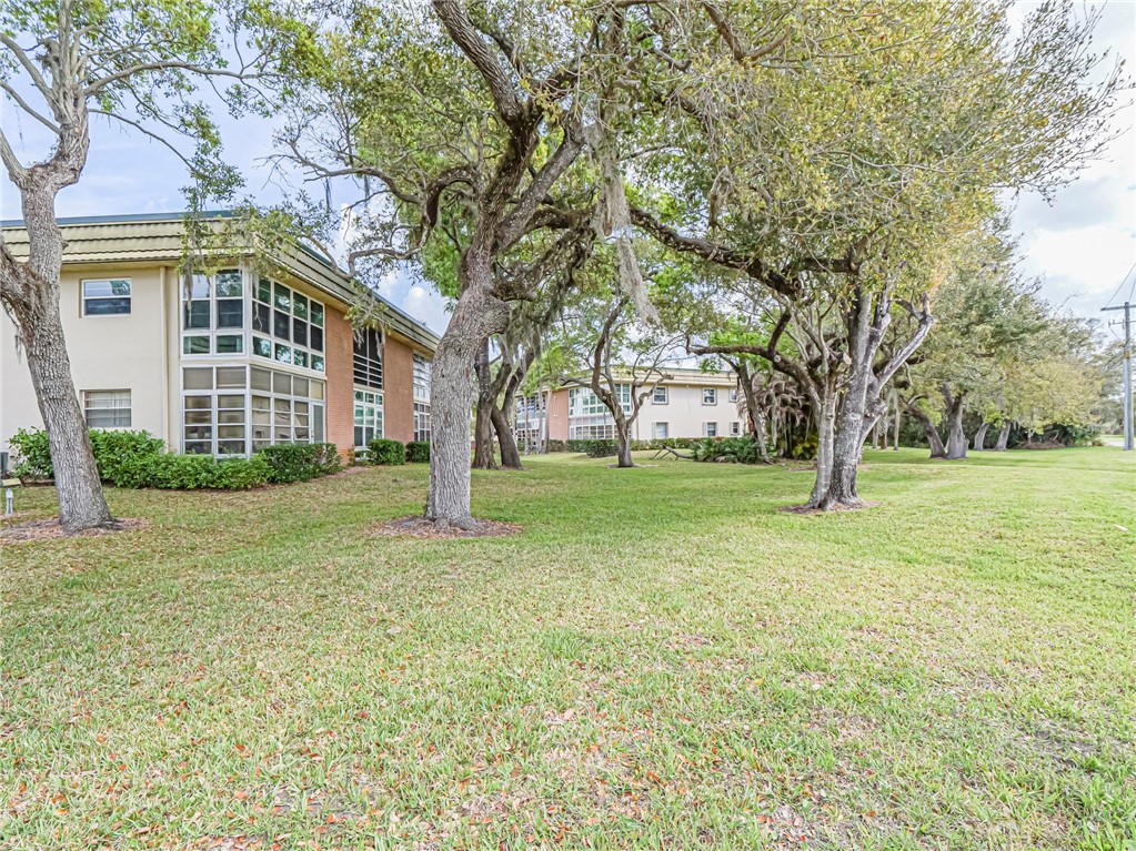 6 Vista Gardens Trail 205