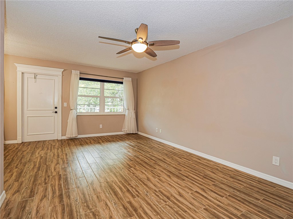 6 Vista Gardens Trail 205