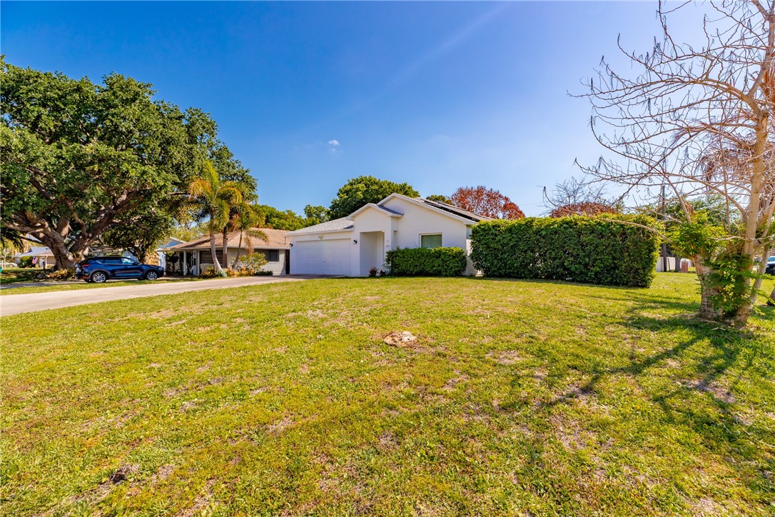 206 10th Court
