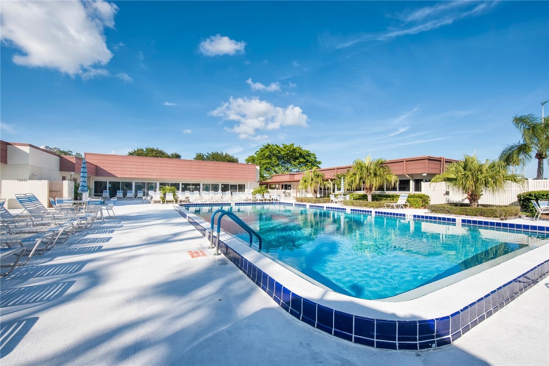 78 Royal Oak Drive 103