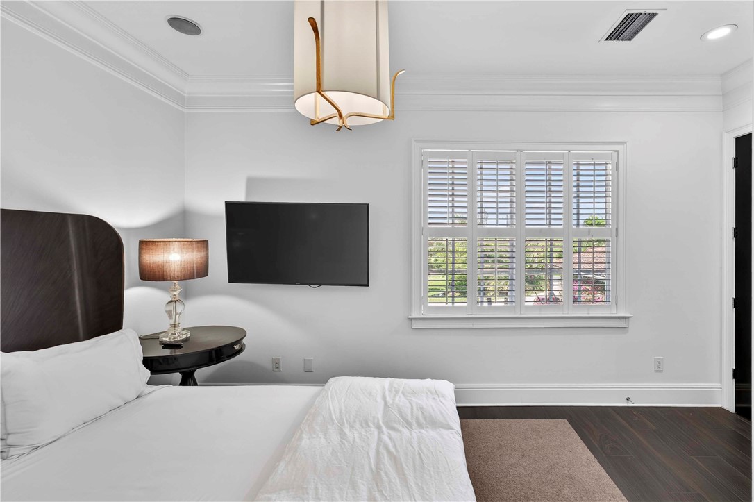 3756 Ocean Drive