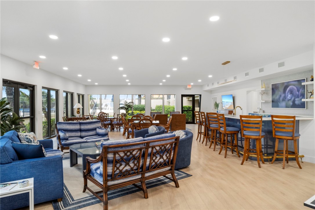3939 Ocean Drive 502B