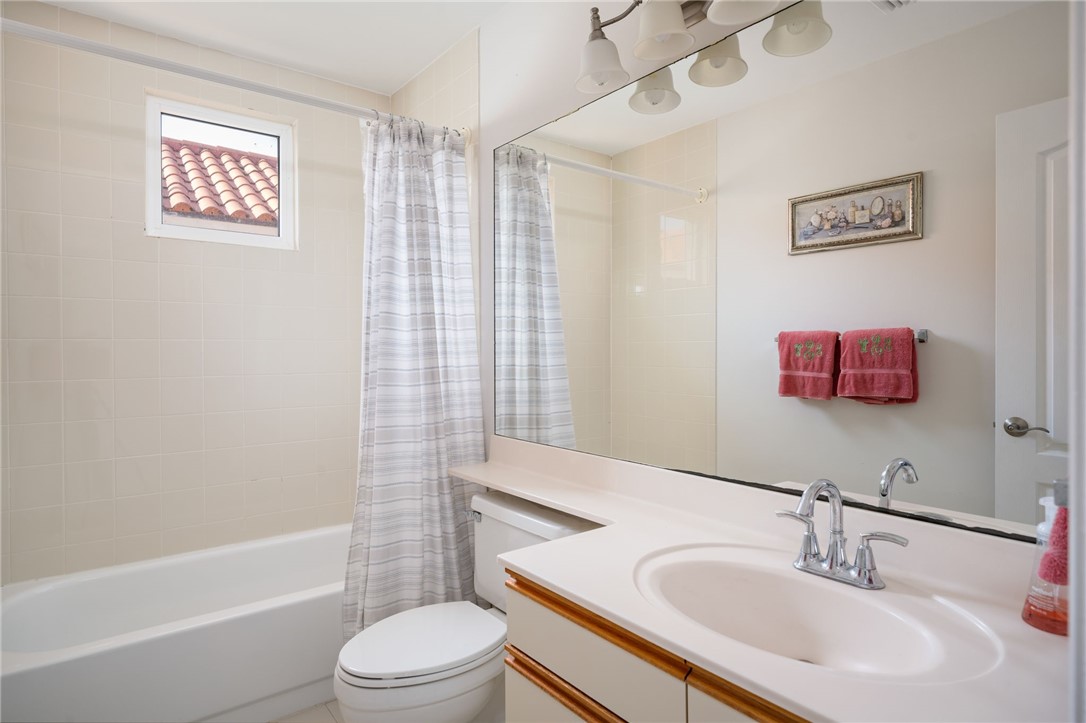 1464 Saint Davids Lane