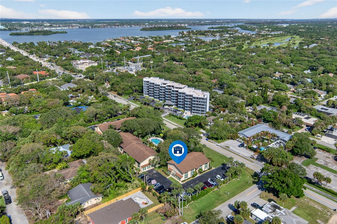 910 E Causeway Boulevard A4