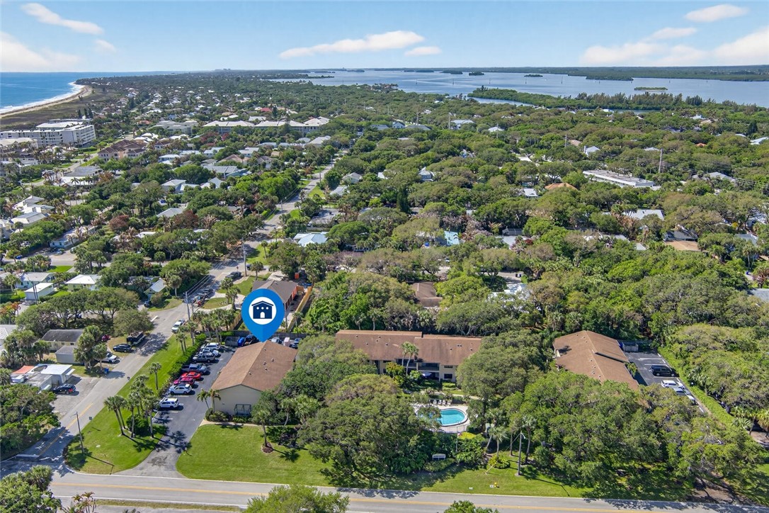 910 E Causeway Boulevard A4