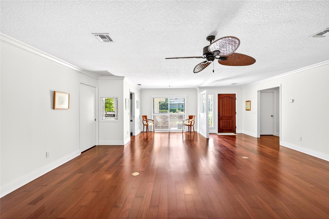 111 Prestwick Circle 1