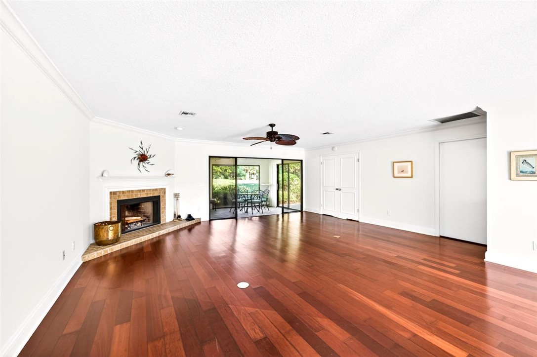 111 Prestwick Circle 1