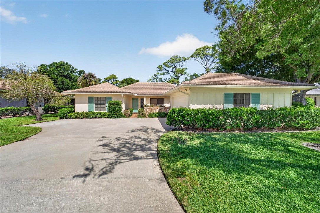 111 Prestwick Circle 1