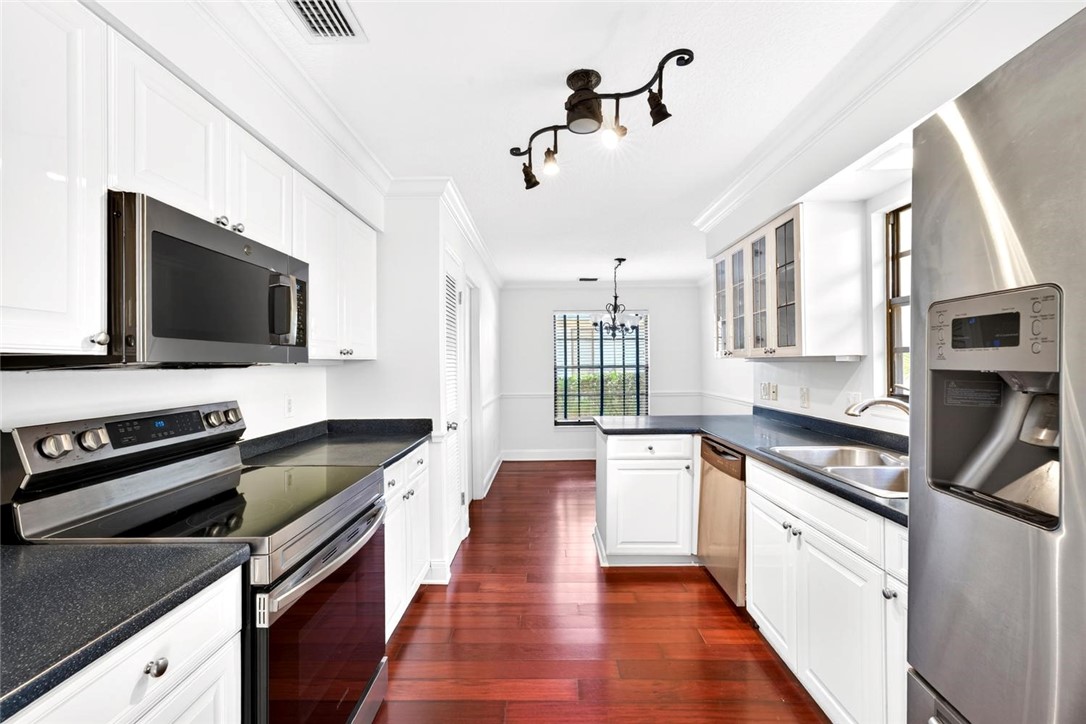 111 Prestwick Circle 1