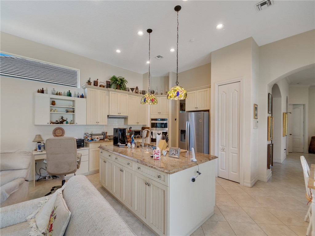 9065 Englewood Court