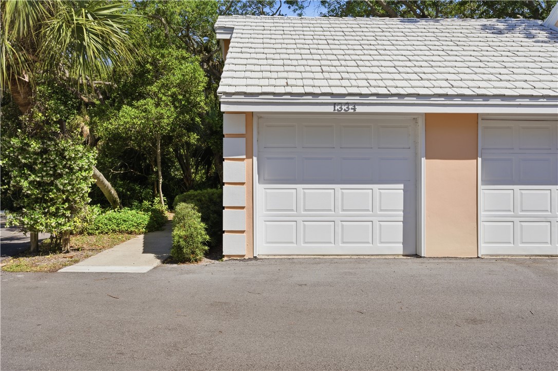 1334 Coral Park Lane 403